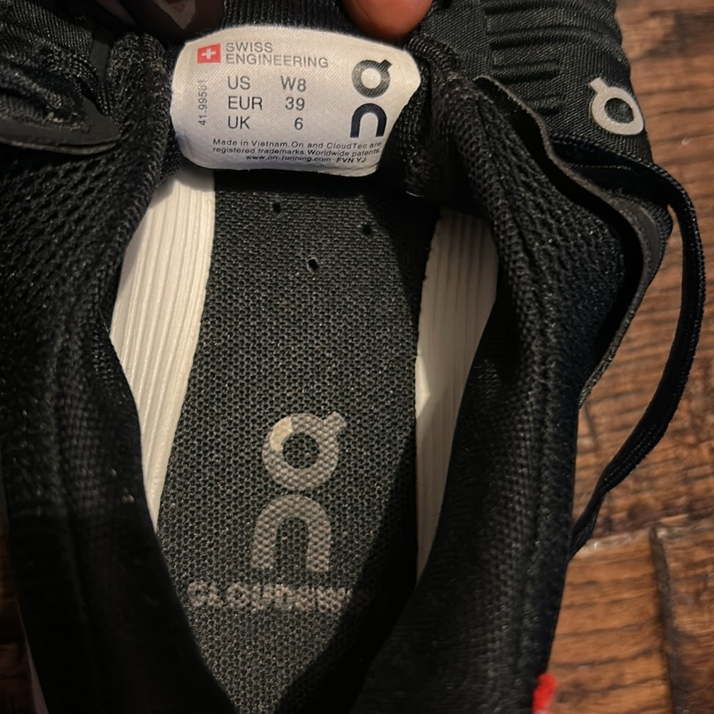 On Women's Cloudswift 2 Running Shoes - Picture 6 of 6